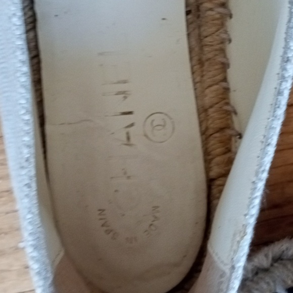 Authentic Chanel Espadrille - Picture 11 of 11